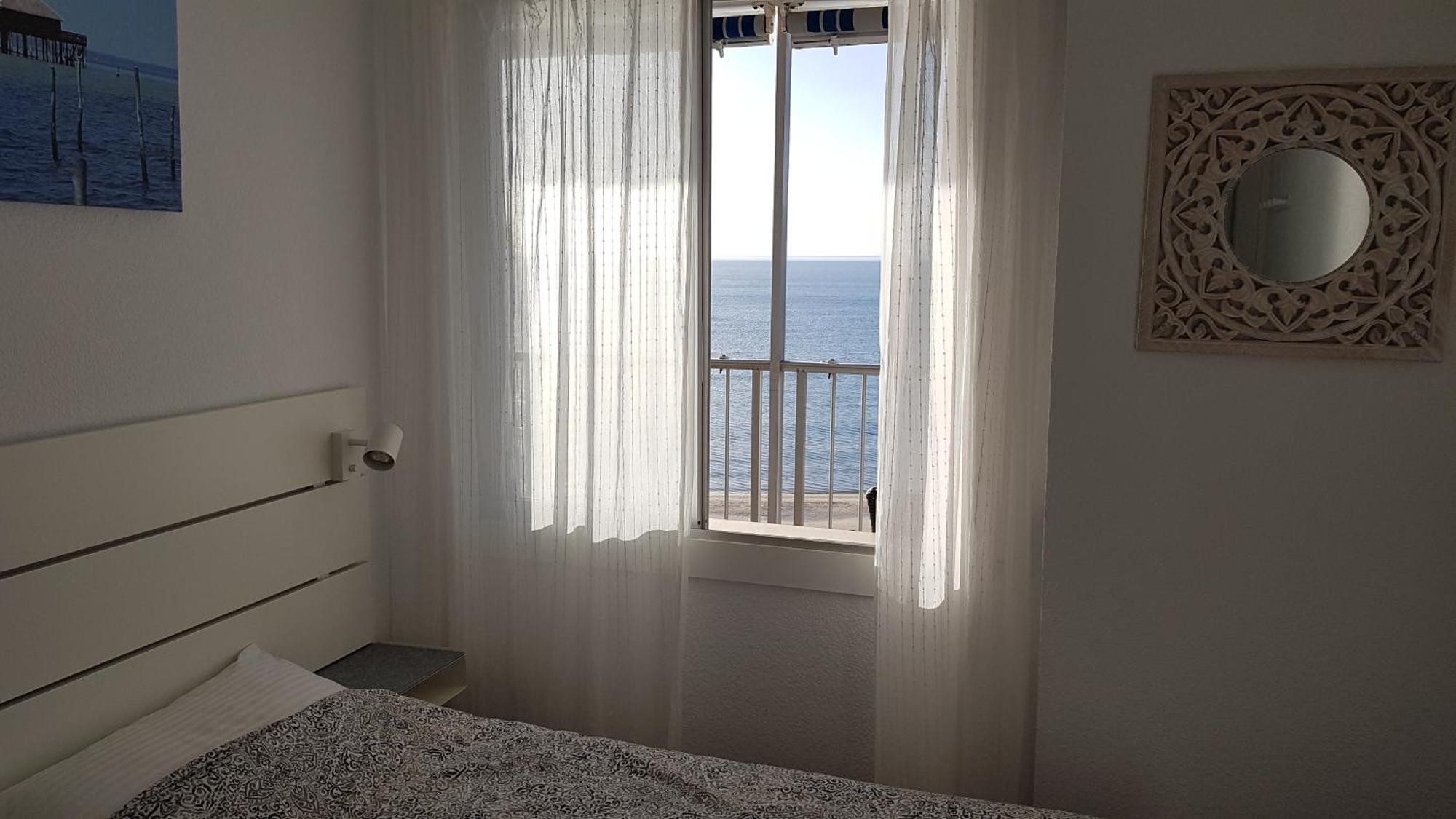 Primera Linea - Descanso Sol Y Mar 库列拉 外观 照片